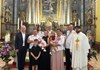 Biskup Radoš krstio Brigitu i Ritu,  šesto i sedmo dijete obitelji Moharić iz Čakovca